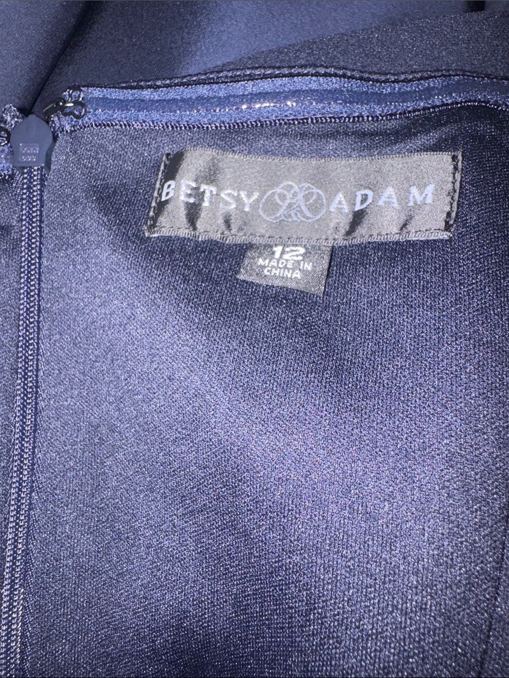 NEW Betsy & Adam Off the Shoulder Mixed Media Satin Navy Gown Sz 12 - Picture 7 of 8